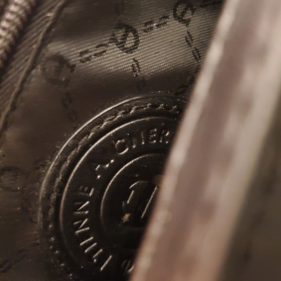 Black E Aigner Crossbody - Picture 3 of 7